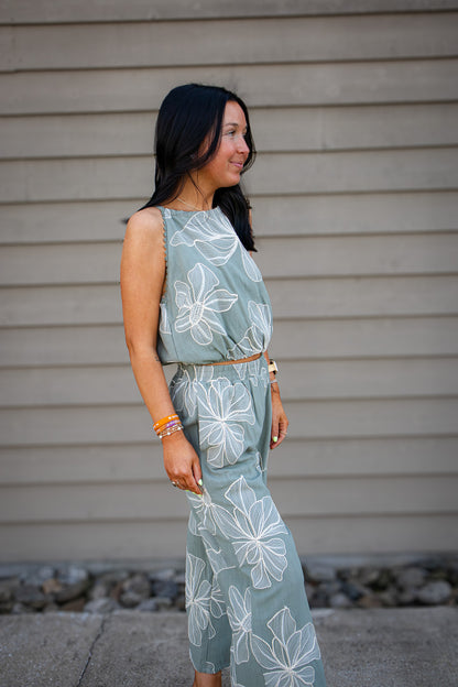 Sage Garden Linen Top