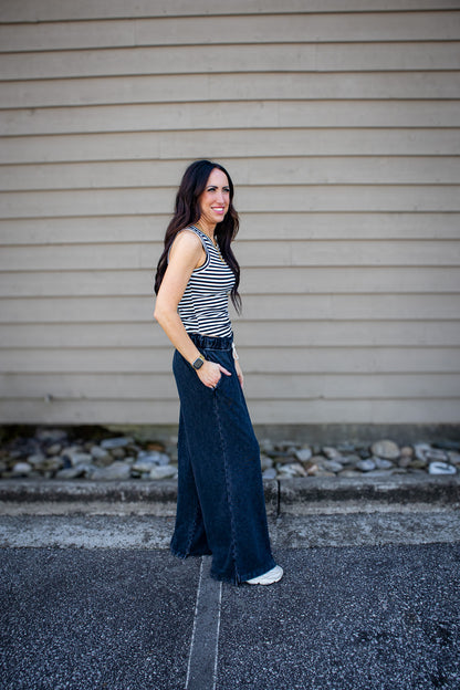 Go-To Striped Tank - BLACK
