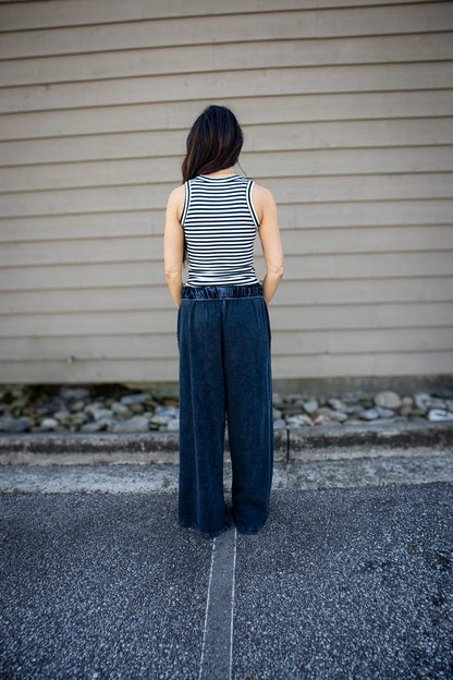Go-To Striped Tank - BLACK