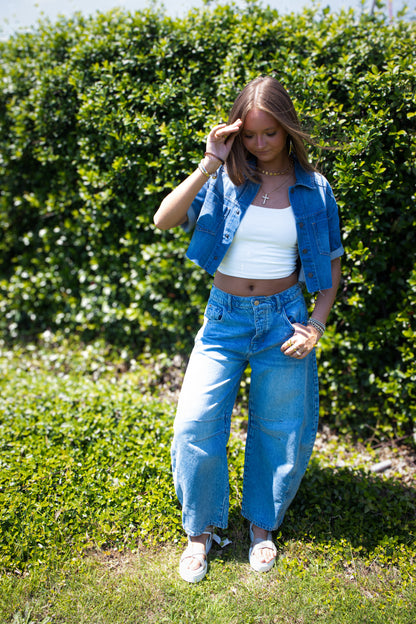 Hidden - Abbey Medium Wash Super Soft Boxy Cropped Shirt
