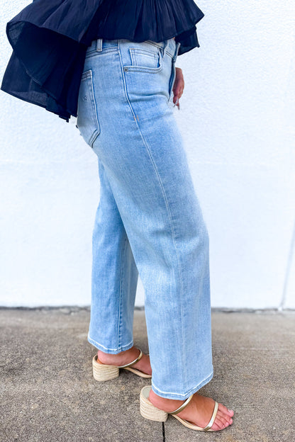 Hidden Logan Low Rise Petite Dad Jeans - Light Wash