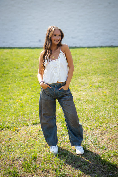 Free People - Good Luck Mid-Rise Barrel Jeans - LOST IN THE DESERT