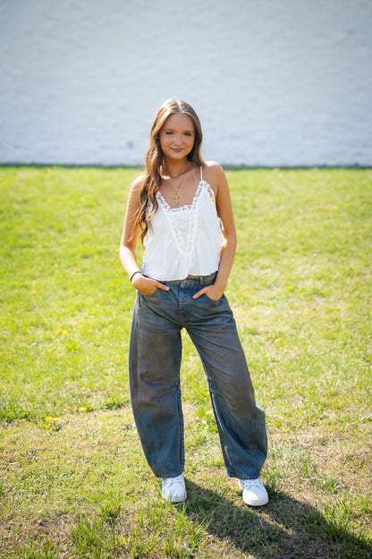 Free People - Good Luck Mid-Rise Barrel Jeans - LOST IN THE DESERT