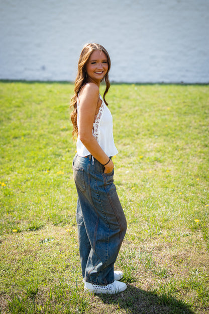 Free People - Good Luck Mid-Rise Barrel Jeans - LOST IN THE DESERT
