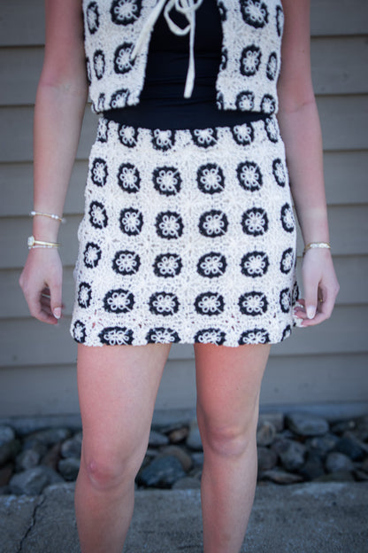 Crochet Blooms Mini Skirt - CREAM/BLACK