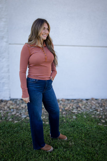 Free People - Lake Stripe Henley - CINNAMON COMBO