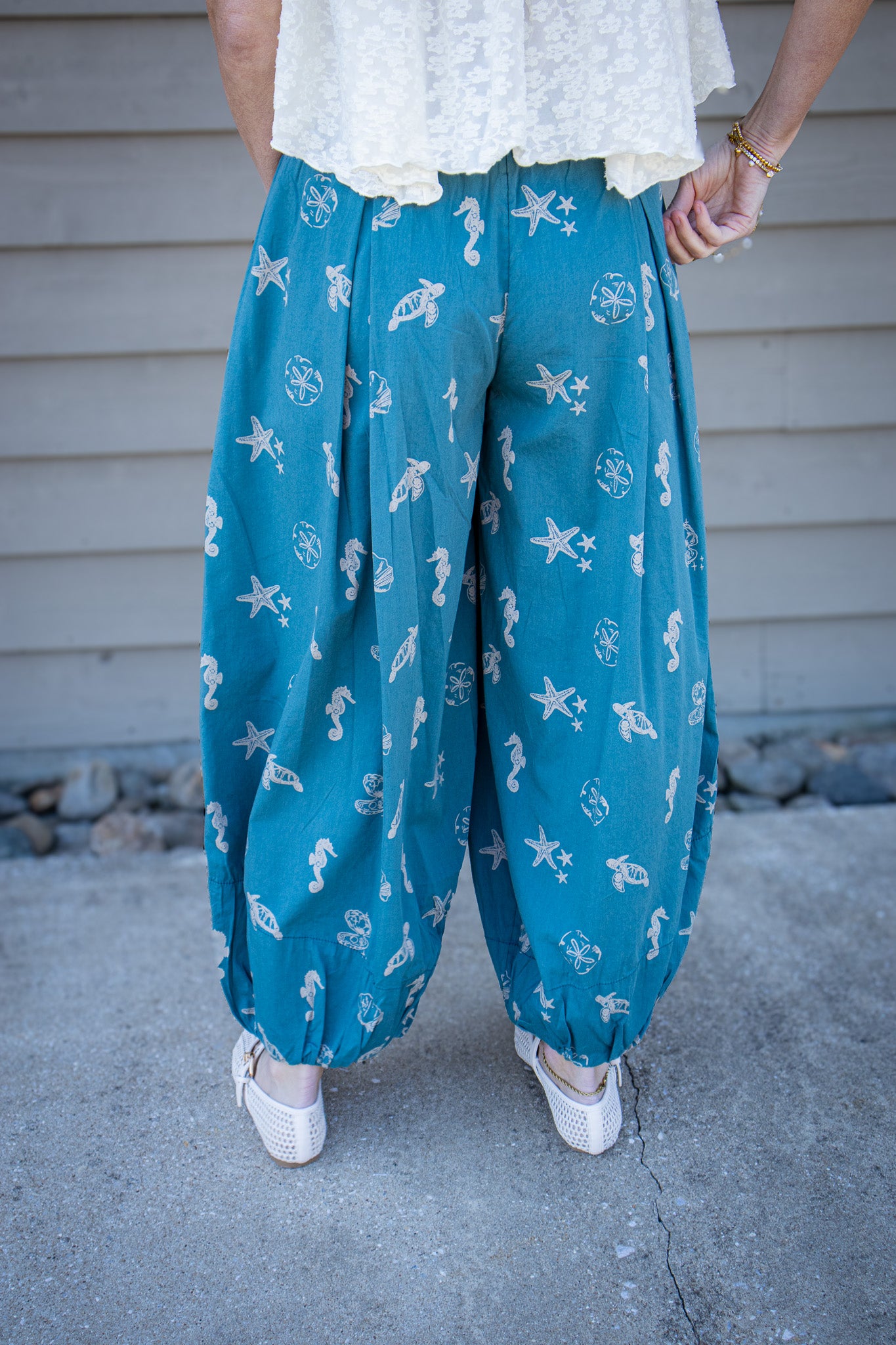 Free People - Moonflower Printed Balloon Pants - UNDER THE SEA