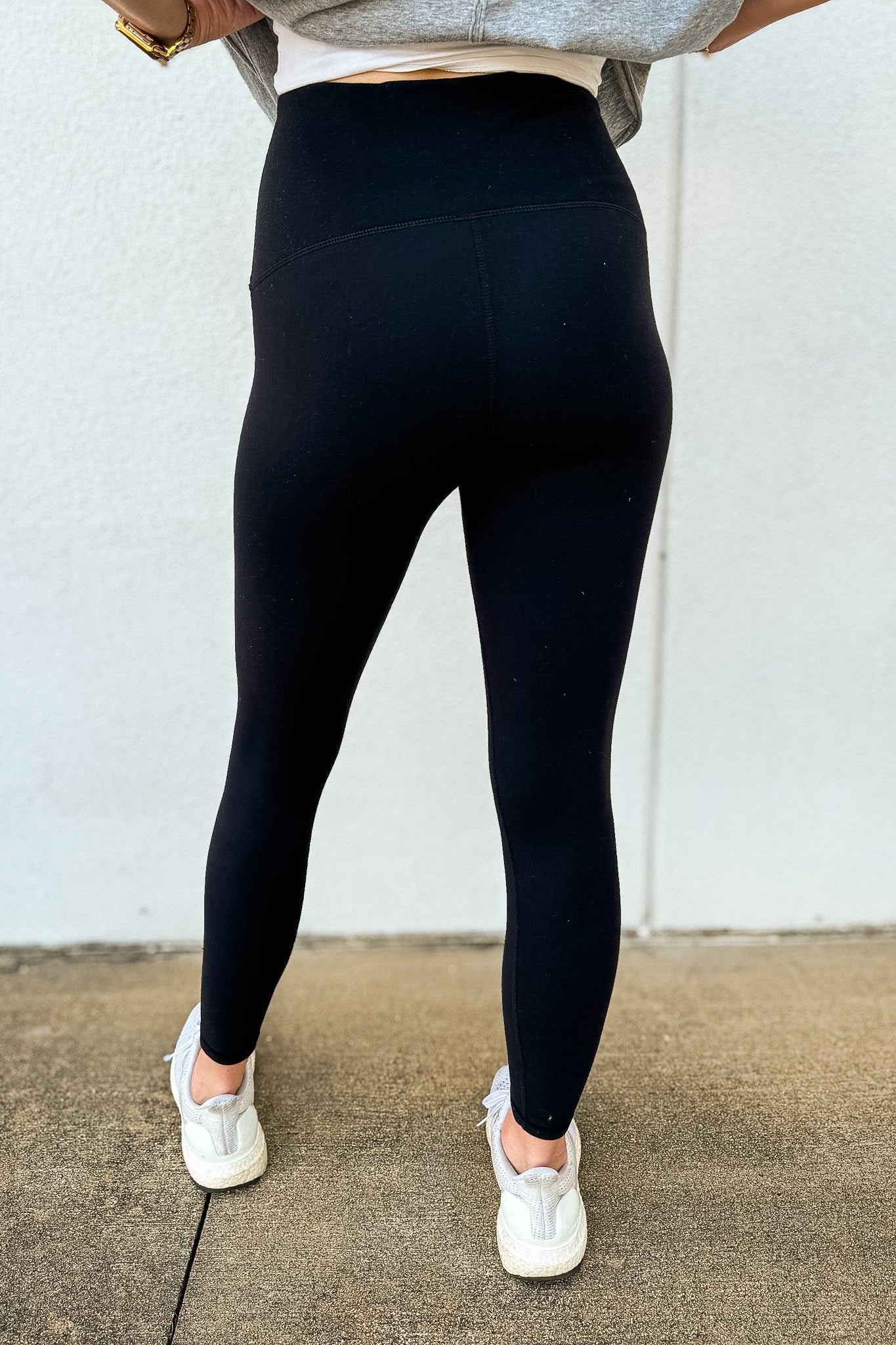 Everyday Essential High-Rise Leggings - BLACK