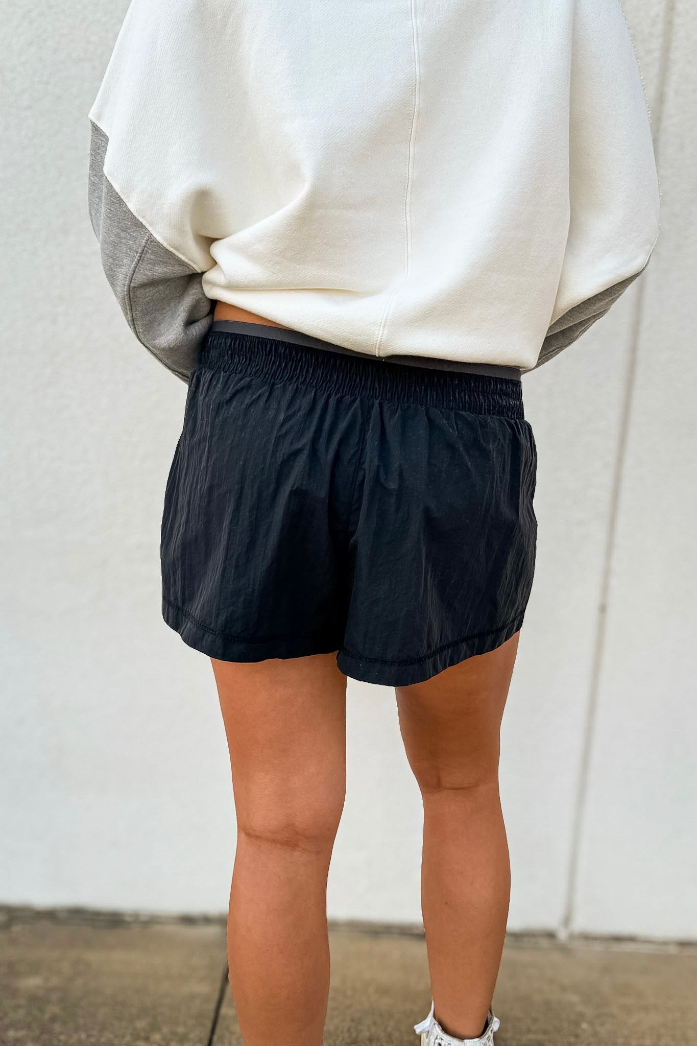 Free People - On The Go Run Shorts - Black