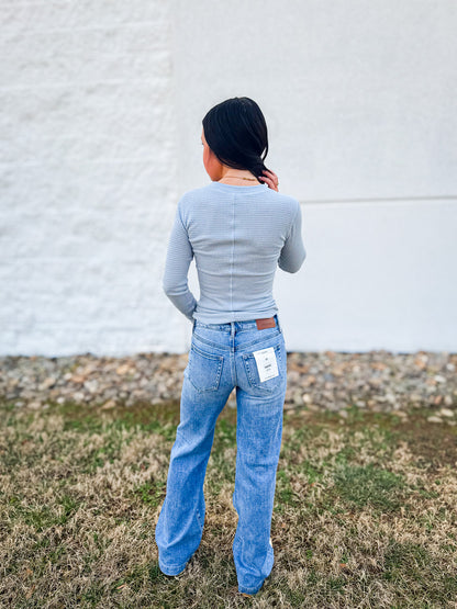 Hidden - Happi - Pintuck Mid Rise Flare Jeans
