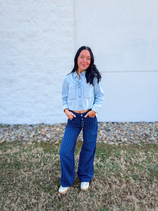 Hidden - Abbey Light Wash Cropped Denim Shirt