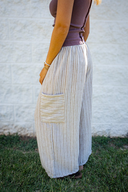 Coastal Ease Striped Wide-Leg Linen Pants