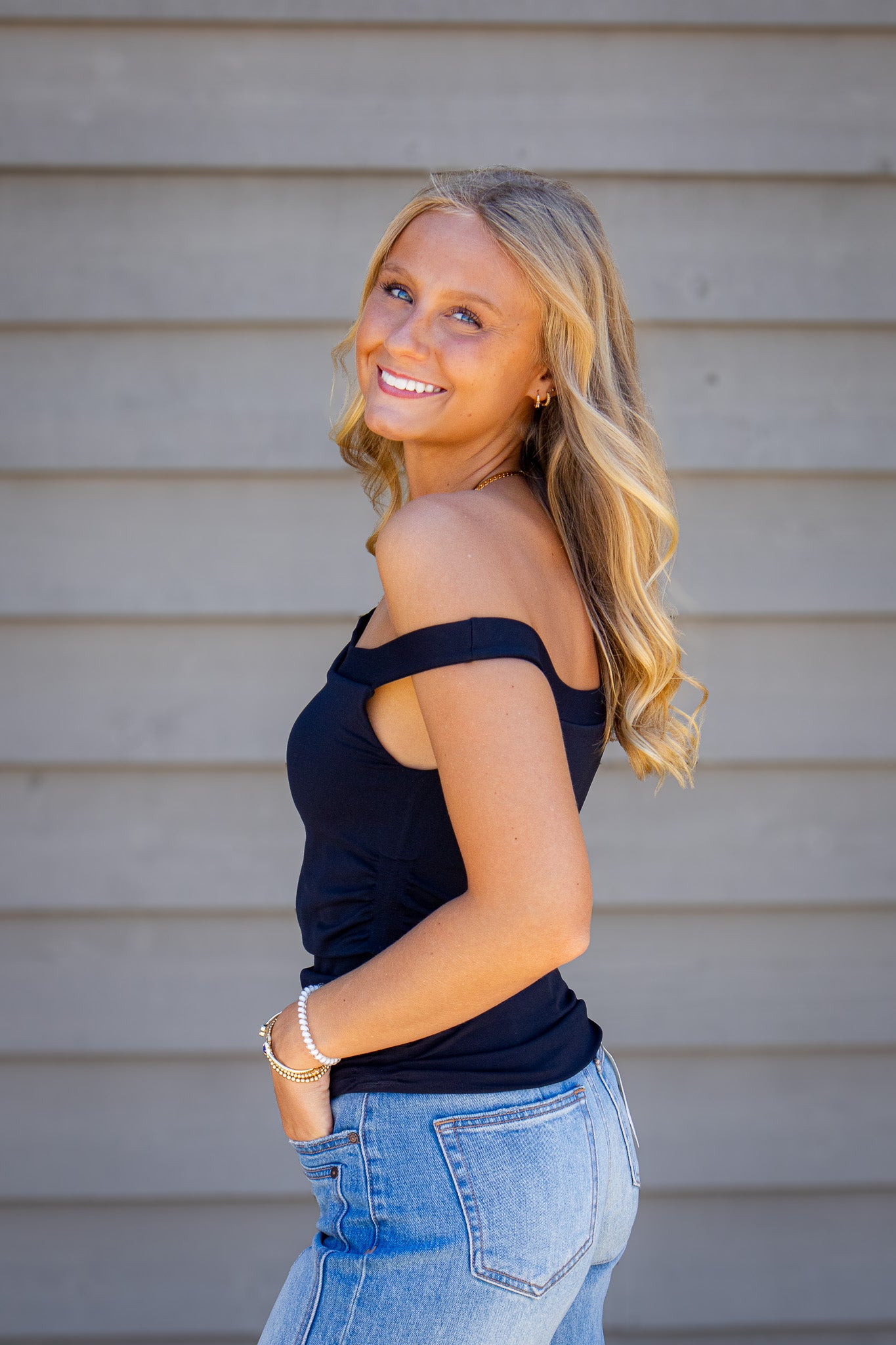 Free People - Round Two Asymmetrical Tank - BLACK