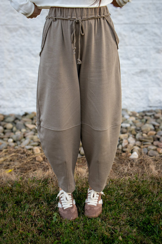 Olive Bloom Tie Pants