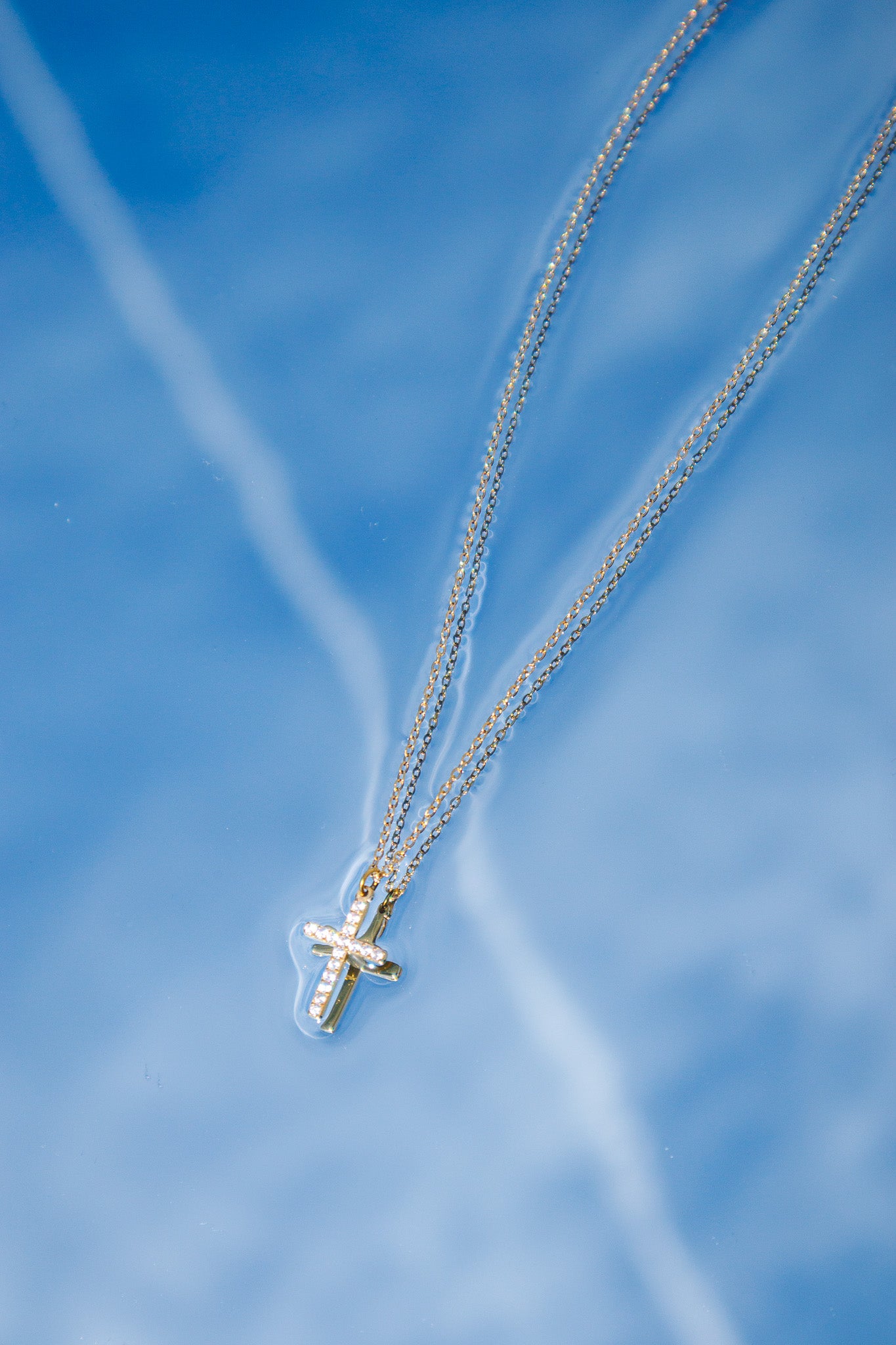 ADORN - Radiant Faith Gold Pave Cross Necklace