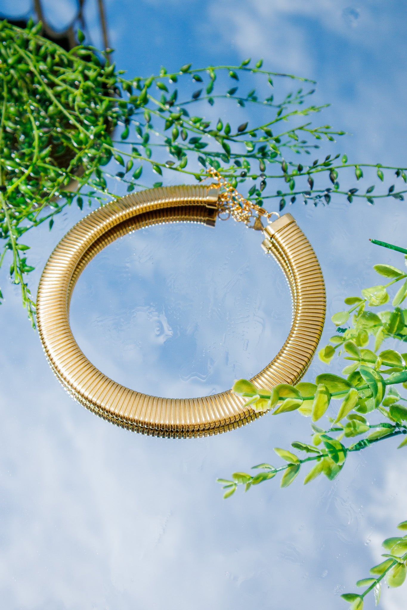 ADORN - Clothed in Majesty Large Gold Herringbone Necklace