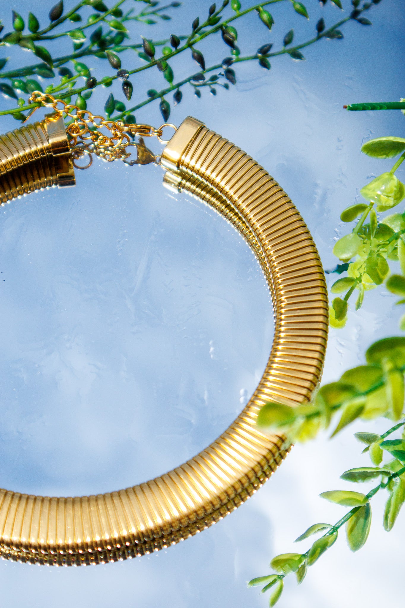 ADORN - Clothed in Majesty Large Gold Herringbone Necklace
