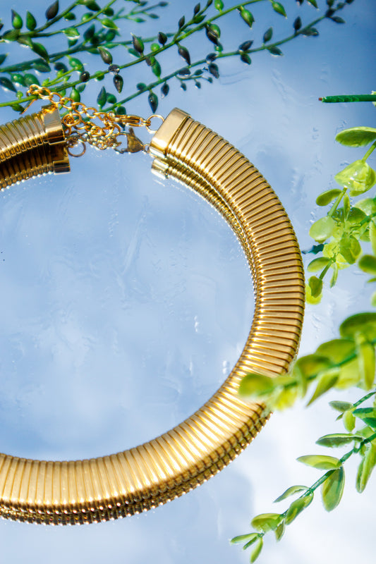 ADORN - Clothed in Majesty Large Gold Herringbone Necklace