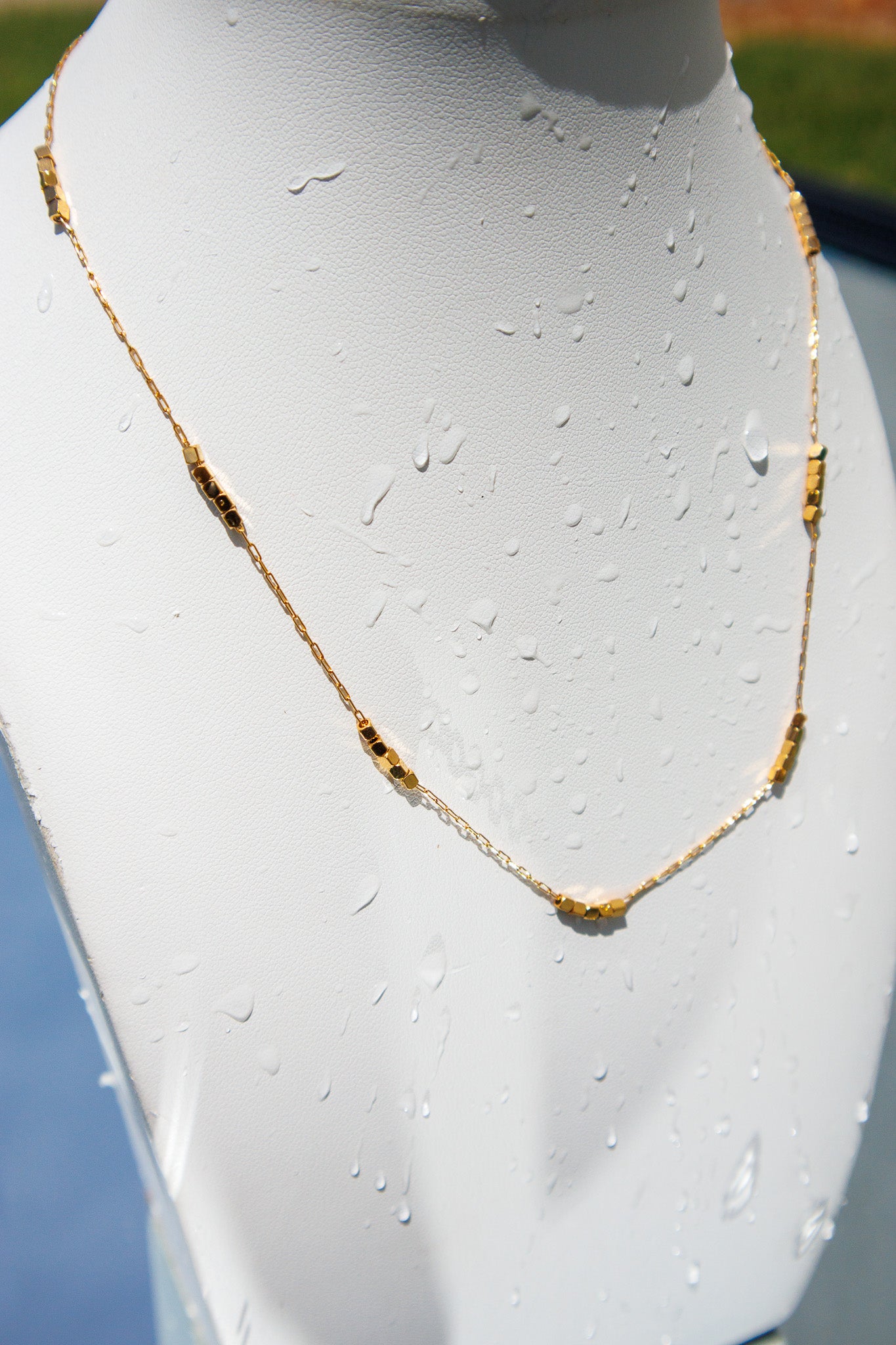 ADORN - Faithful Steps Cube Necklace