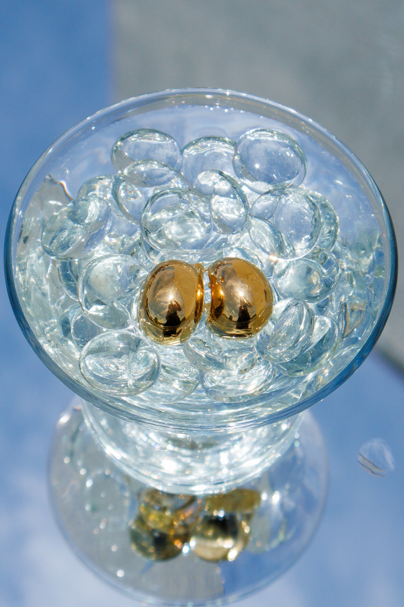 ADORN - Shield Of Faith Gold Huggie Hoops