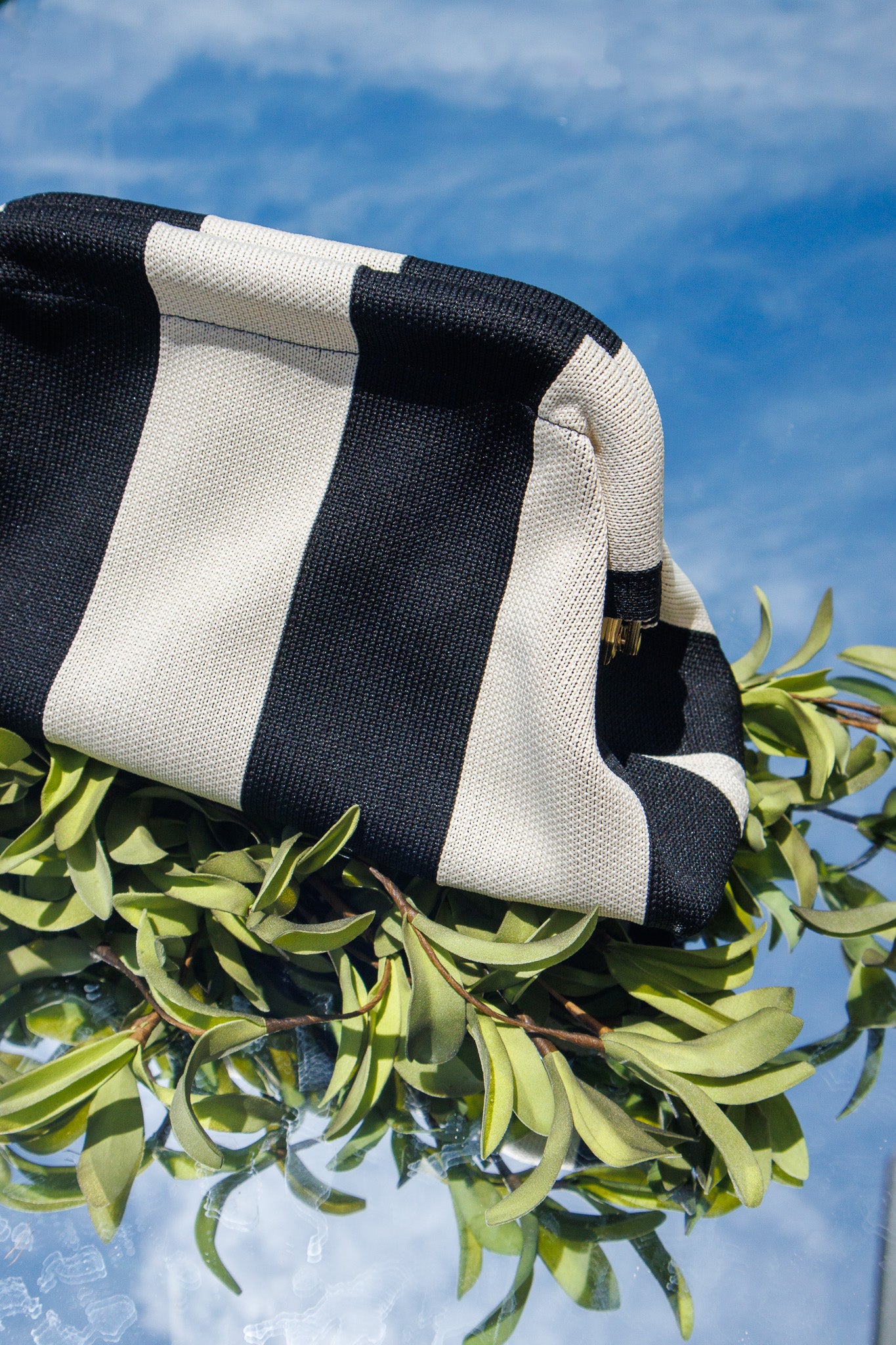 Coastal Cabana Striped Clutch Bag - BLACK/WHITE