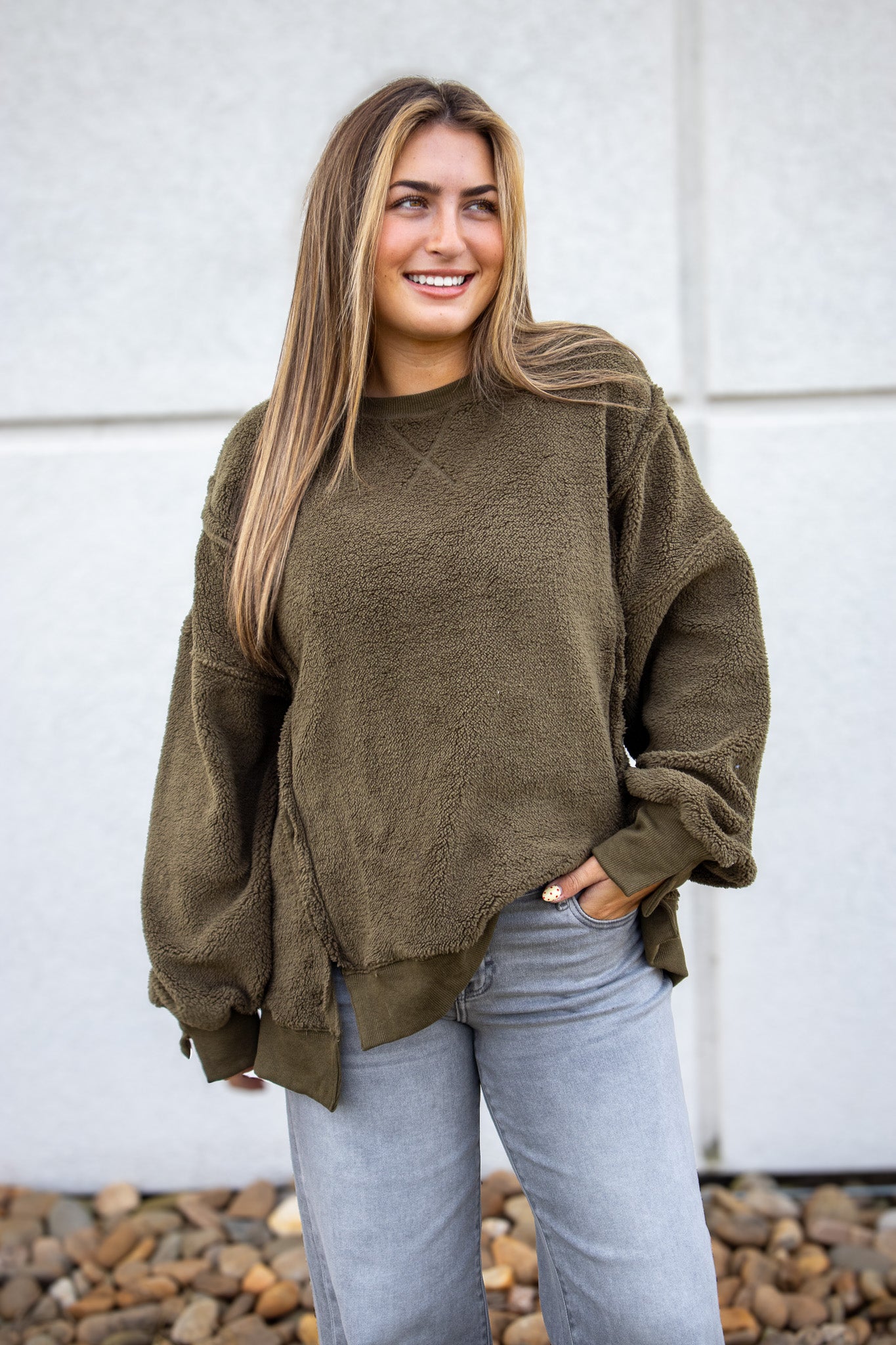 Cozy Fleece Oversized Sweatshirt - OLIVE