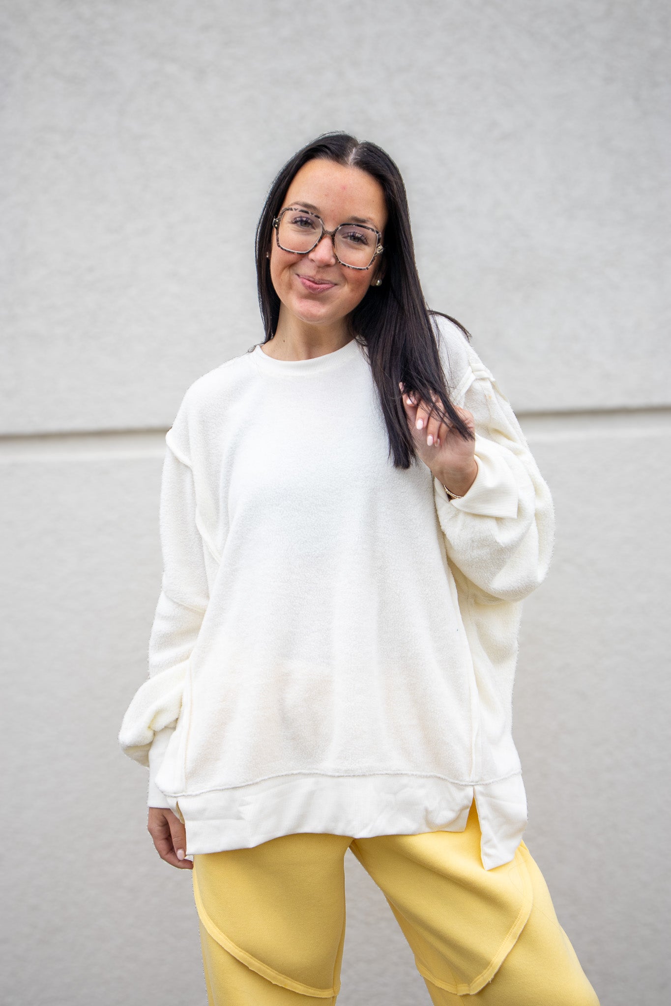 Cozy Fleece Oversized Sweatshirt - IVORY