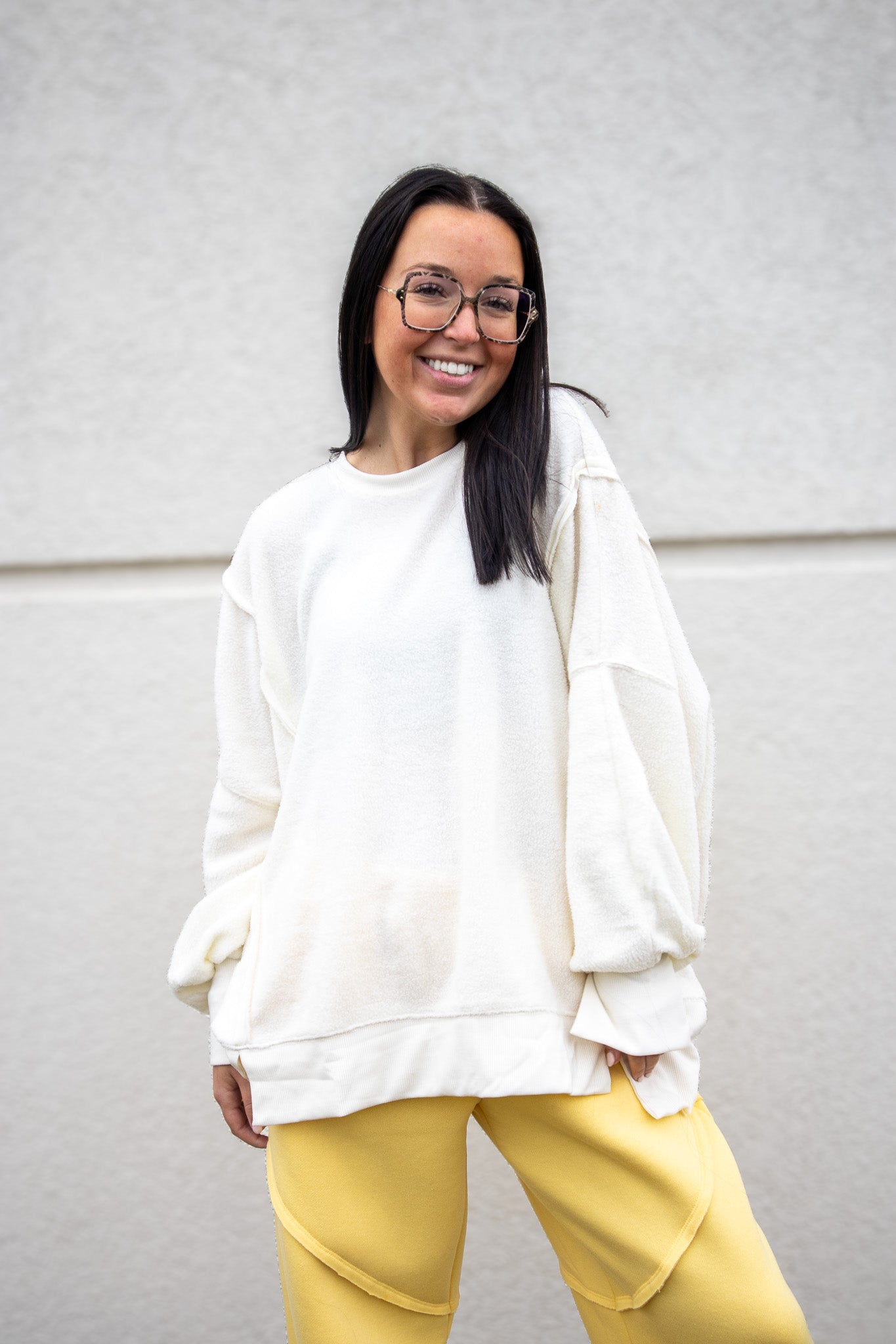 Cozy Fleece Oversized Sweatshirt - IVORY