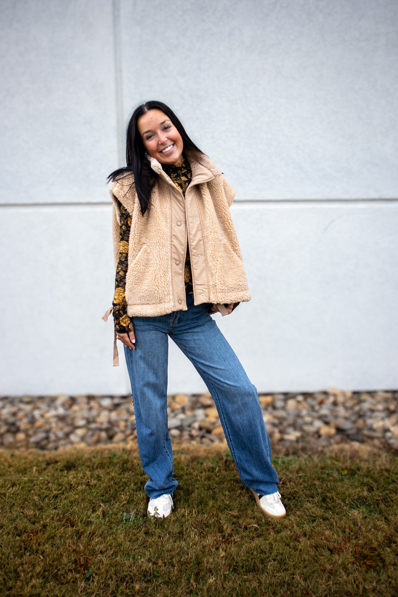 Hidden - Logan Medium Wash Super Soft 32" Dad Jeans