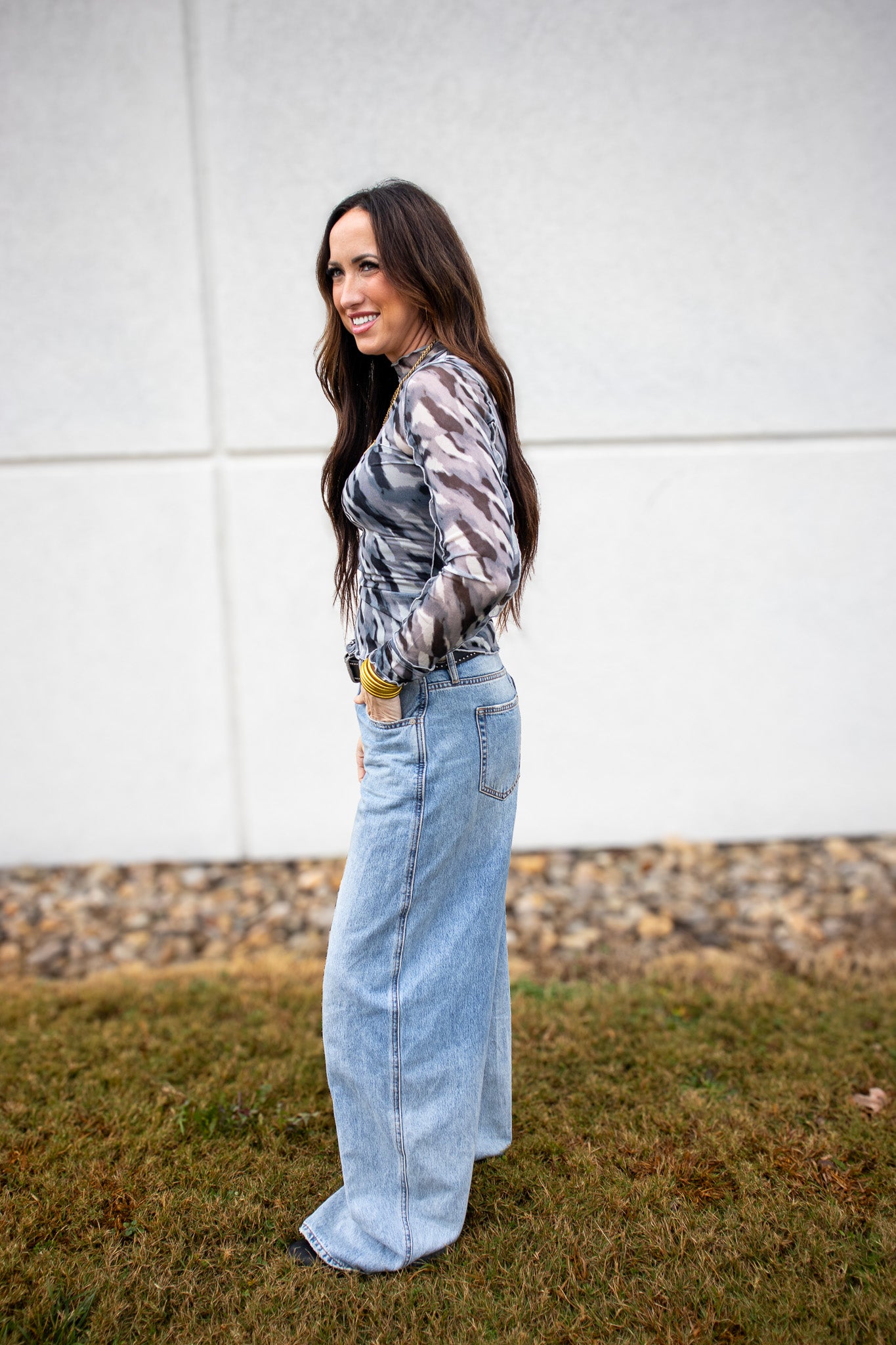 Urban Wild Mesh Top - BLACK/GRAY