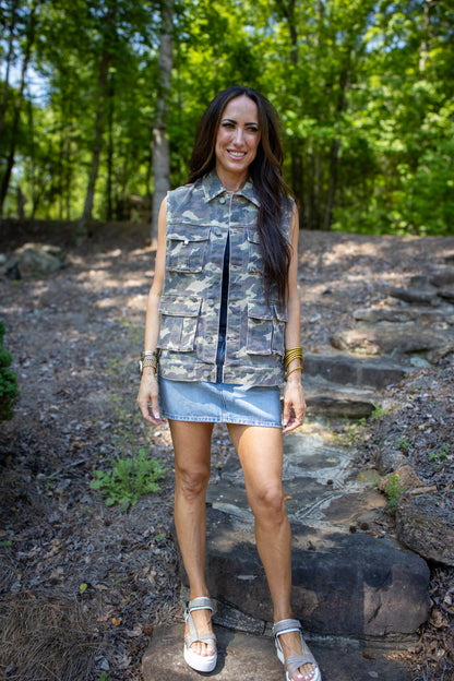 Hidden - Rebel Camo Oversized Cargo Denim Vest