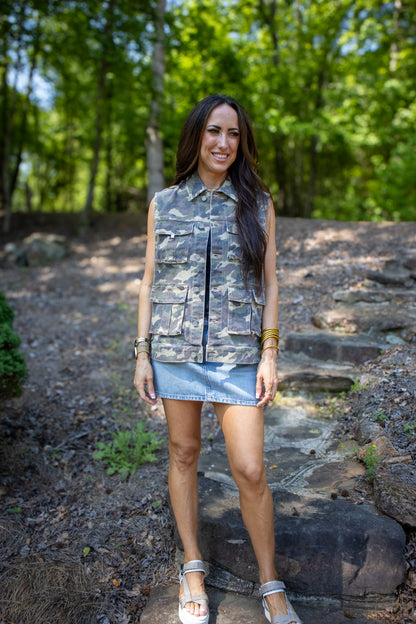 Hidden - Rebel Camo Oversized Cargo Denim Vest