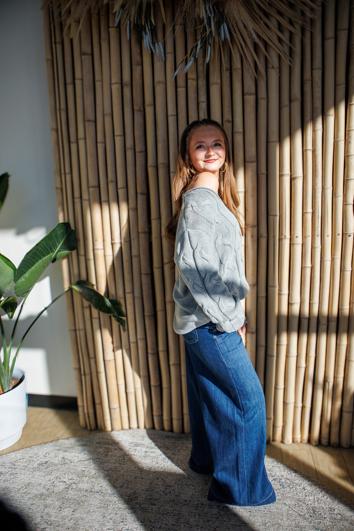 Tilly Oversized V Neck Cable Sweater - GRAY