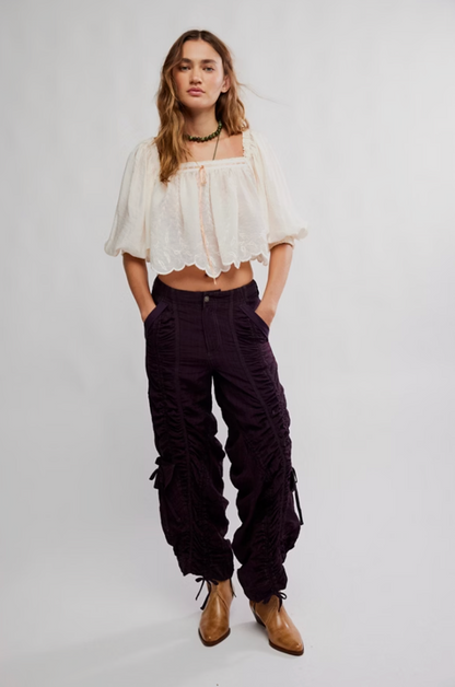 Free People - Scorpio Shirred Mid-Rise Cargo Pants - BLACK COFFEE