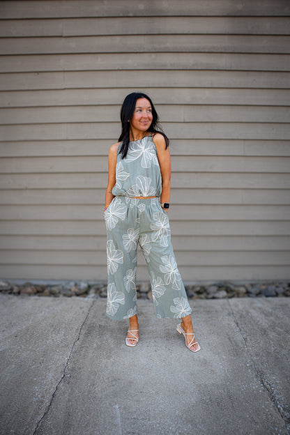 Step into effortless style with our Sage Garden Embroidered Linen Pants. Breezy, wide-leg, and travel-ready. Elevate your everyday look—shop the collection now!
